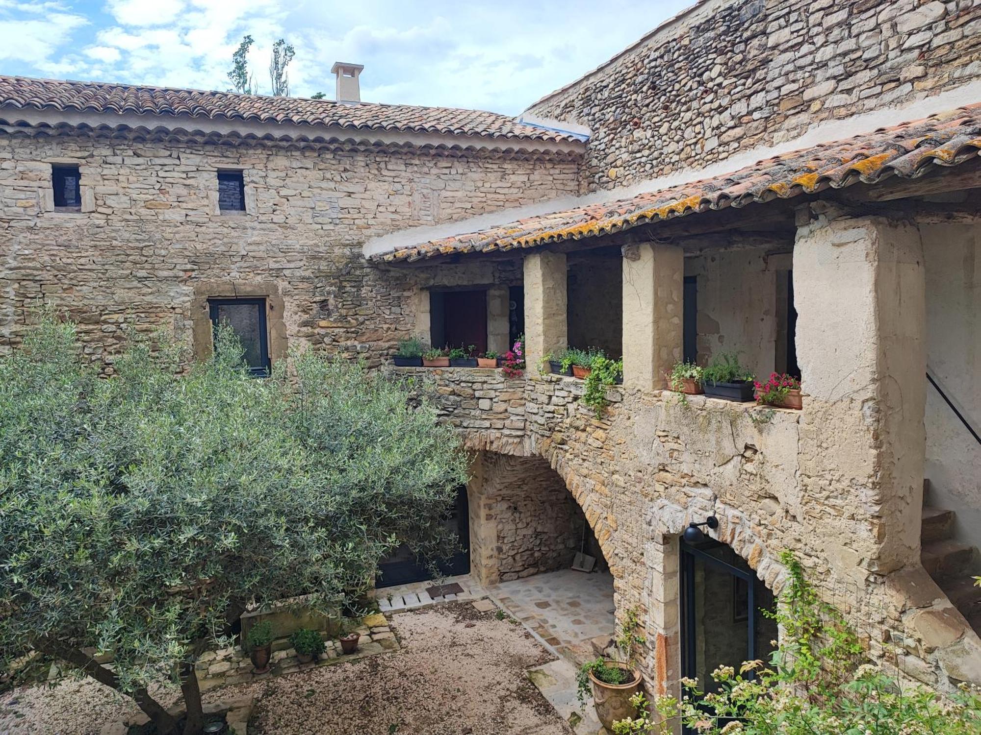 Magnanerie De Sainte Croix Hotel Exterior foto